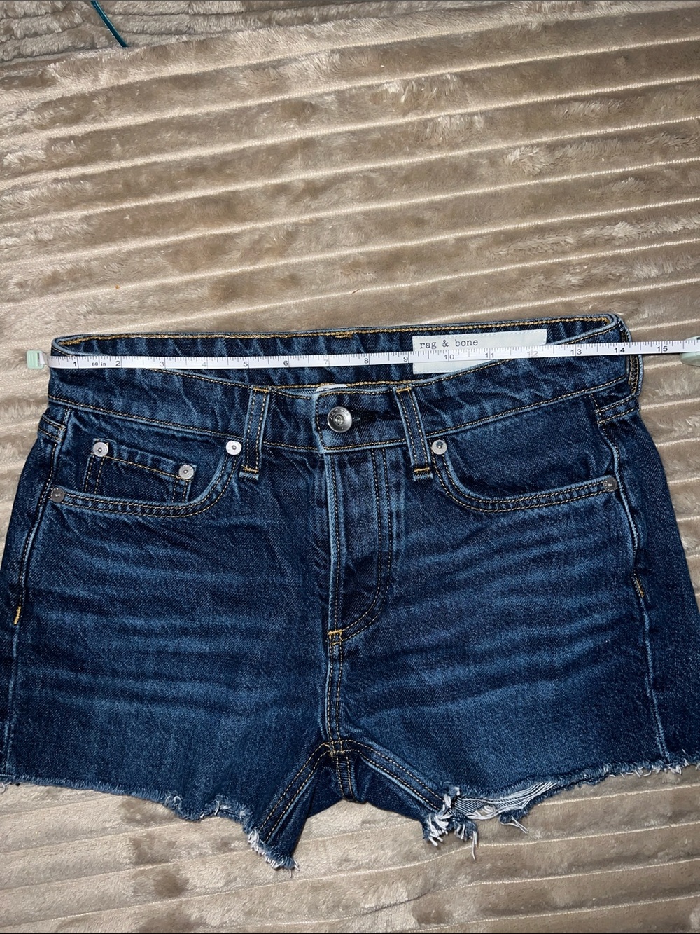 Rag & Bone jeans shorts. 23 - Picture 6 of 7